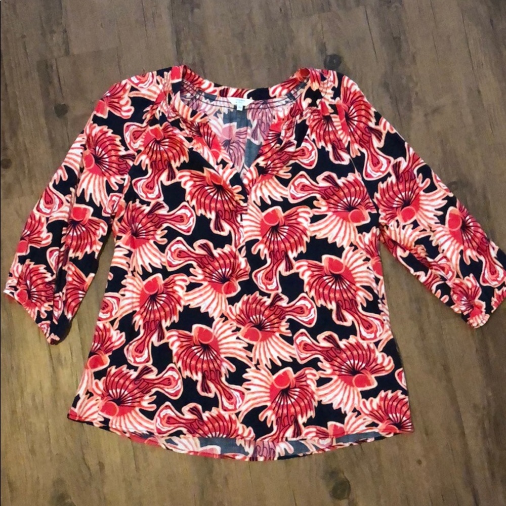 Crown & Ivy Top